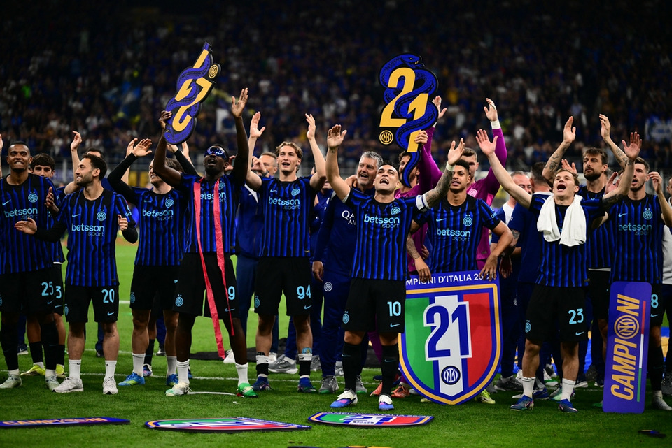 "อินเตอร์" ซิวแชมป์เซเรีย อา สมัยที่ 21 หลังทุบ "ปาร์ม่า" 2-0 ฉลองสคูเด็ตโต้ยิ่งใหญ่