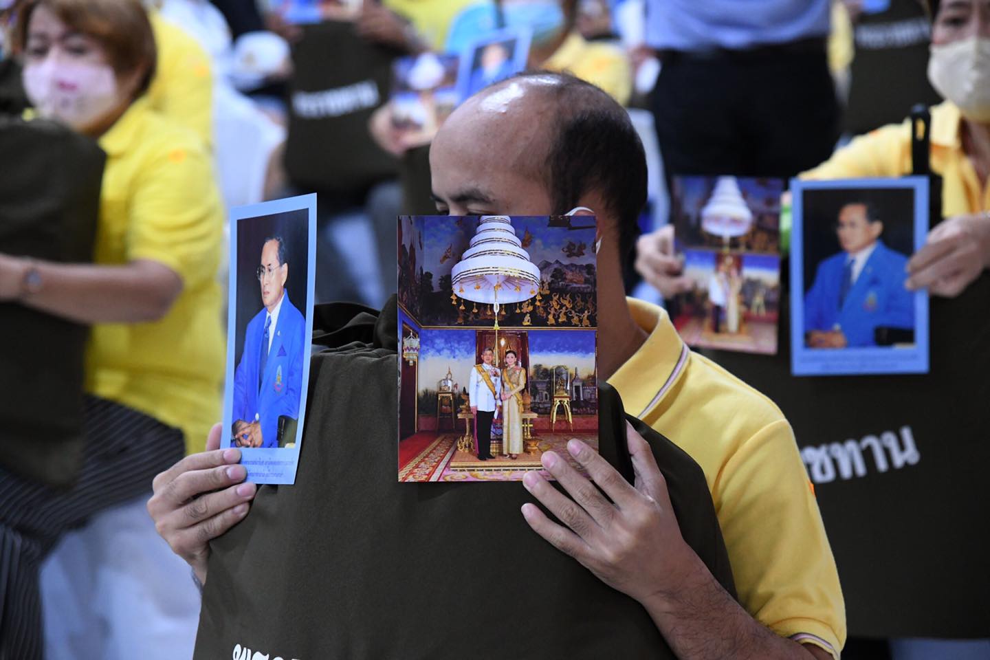 มอบสิ่งของพระราชทานผู้ประสบอัคคีภัยซ.สมเด็จพระเจ้าตากฯ 14 เขตธนบุรี