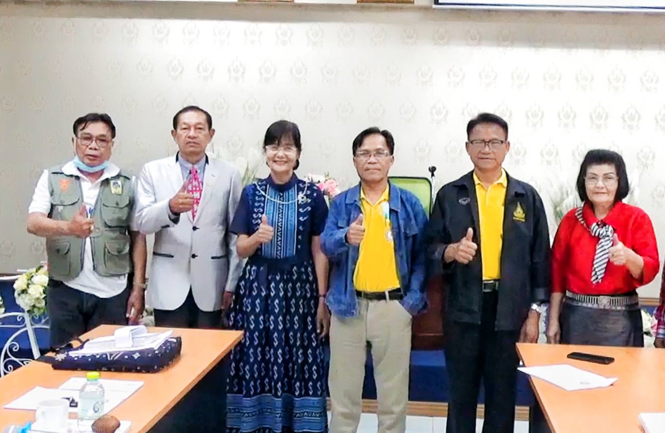สมาคมศิษย์เก่า มรม.ร้อยเอ็ด เตรียมพร้อมรับรางวัลศิษย์เก่าดีเด่น และทอดผ้าป่าสามัคคี ในวันเขียว-แดงคืนถิ่น 27 ก.พ.นี้