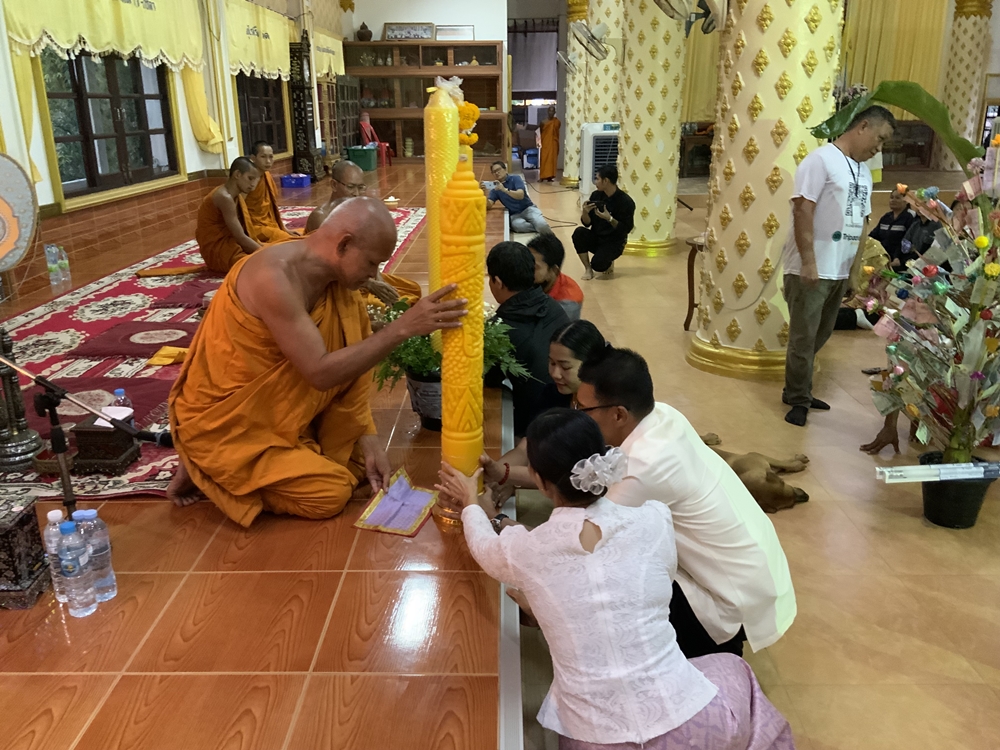 ชาวเกาะช้าง ร่วมผู้ประกอบการโรงแรม-รีสอร์ทจัดงานถวายเทียนจำนำพรรษายิ่งใหญ่