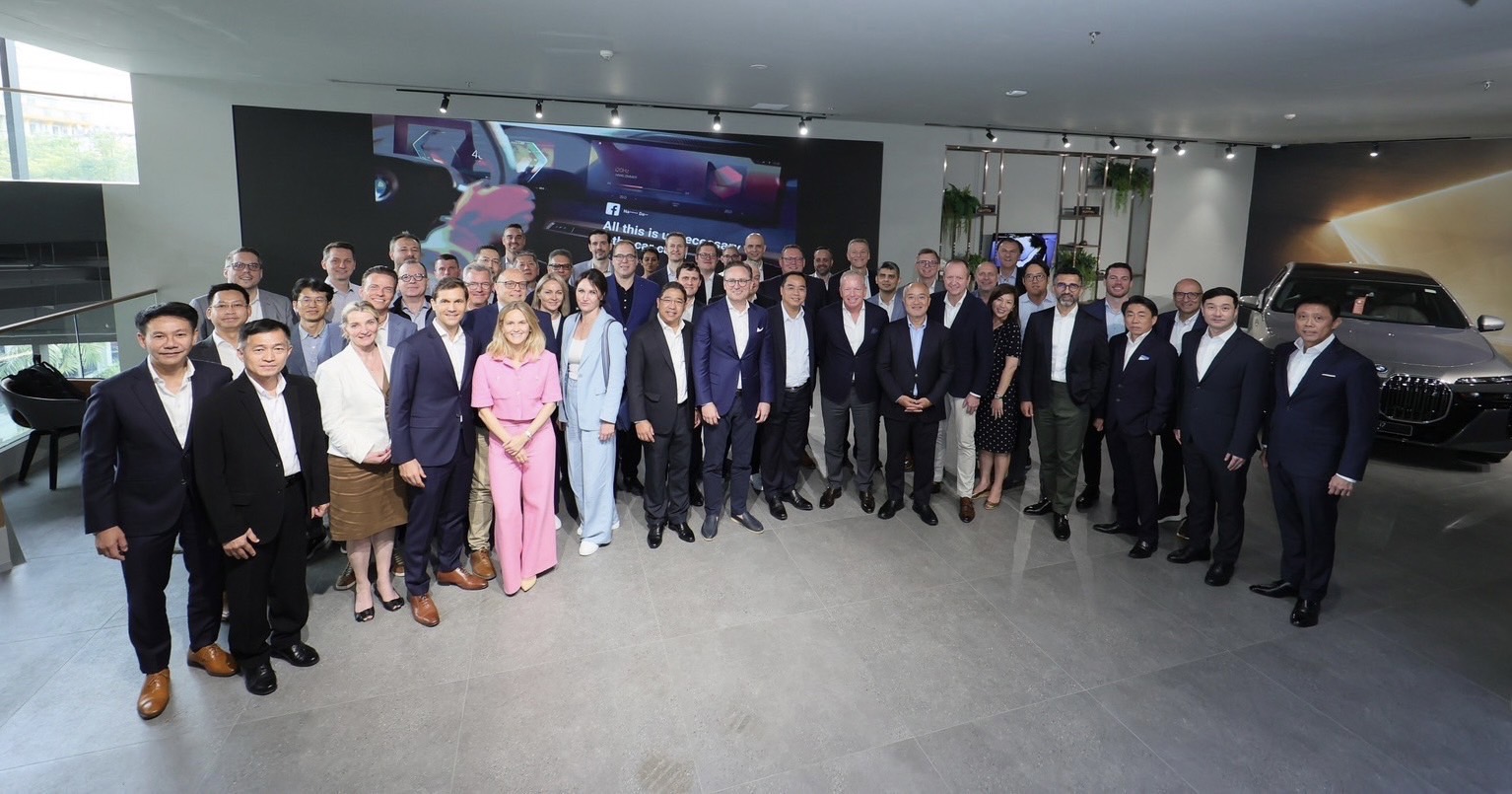 MGC-ASIA ต้อนรับรองประธาน บีเอ็มดับเบิลยู กรุ๊ป เยี่ยมชมโชว์รูม ‘บีเอ็มดับเบิลยู มิลเลนเนียม ออโต้ พัฒนาการ-ศรีนครินทร์’ ภายใต้คอนเซ็ปต์ ‘Retail Next’ 