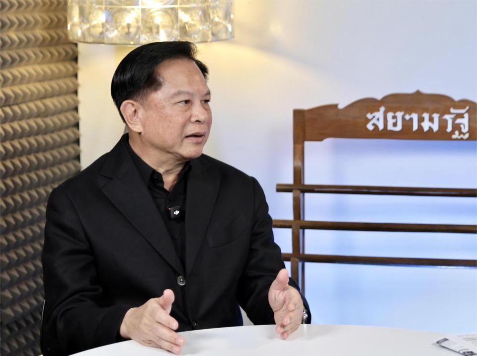 "พีระพันธุ์" ชี้รัฐบาลสั่นคลอน! สถานการณ์รุมเร้าทำนายกฯ คาดยุบสภาเร็วกว่ากำหนด MOA "อนุทิน" ไม่มั่นใจการเมือง