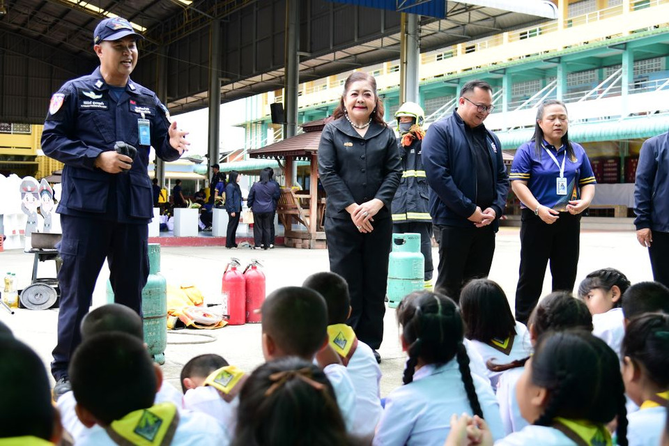 กทพ.จัดกิจกรรมฝึกซ้อมการป้องกัน-ระงับอัคคีภัยเขตทางพิเศษกาญจนาภิเษก สร้างจิตสำนึกขับขี่ปลอดภัย ปี69