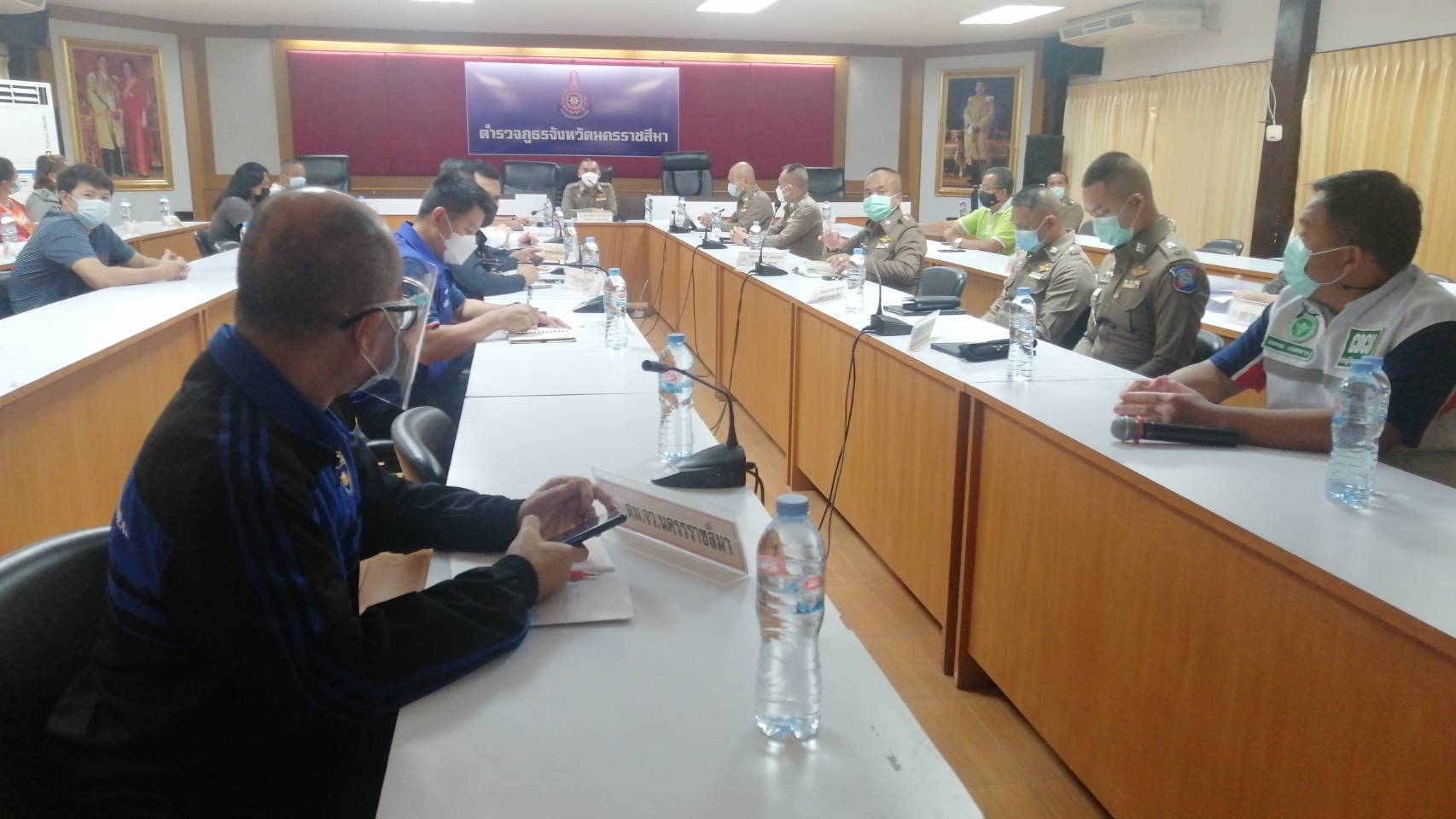 โคราชป้องโควิดระบาดในวงนักดื่ม เรียกร้านอาหารกำชับห้ามดื่มแอลกอฮอล์