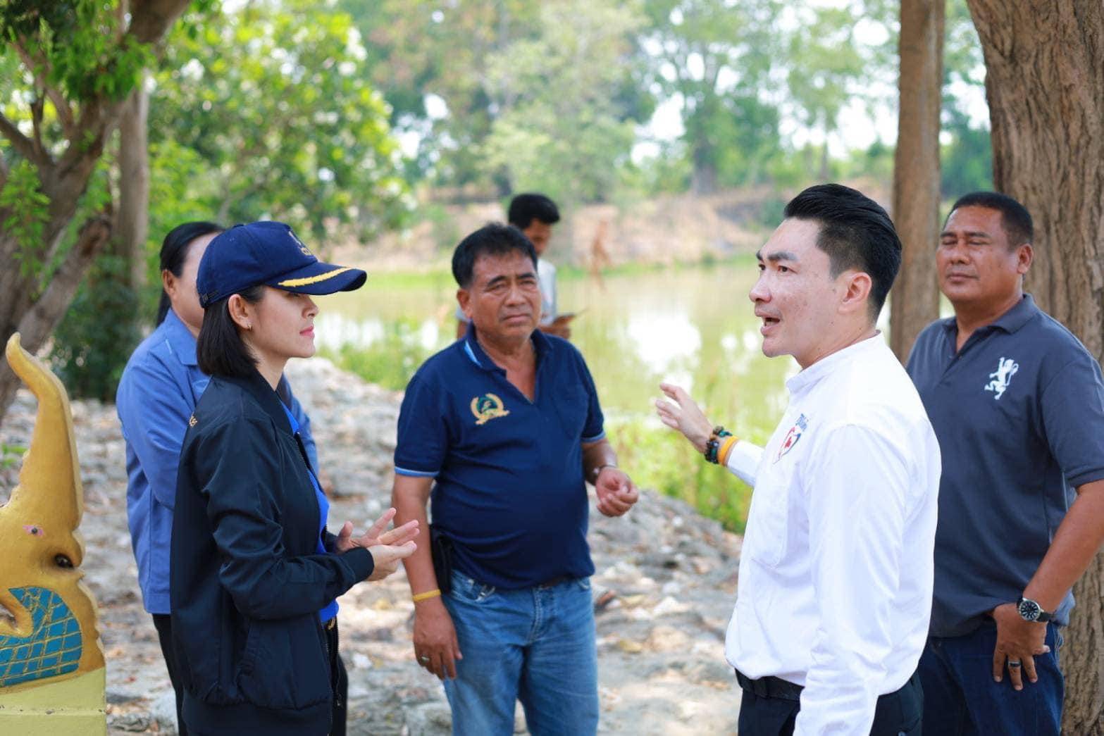 สส.พรรคภูมิใจไทยเขต 3 กาญจนบุรี นำ นอภ.ลงพื้นที่ตรวจสอบ น้ำเน่าเสียจากโรงงานดัง พบลักลอบปล่อยลงคลองซอยชลประทาน 