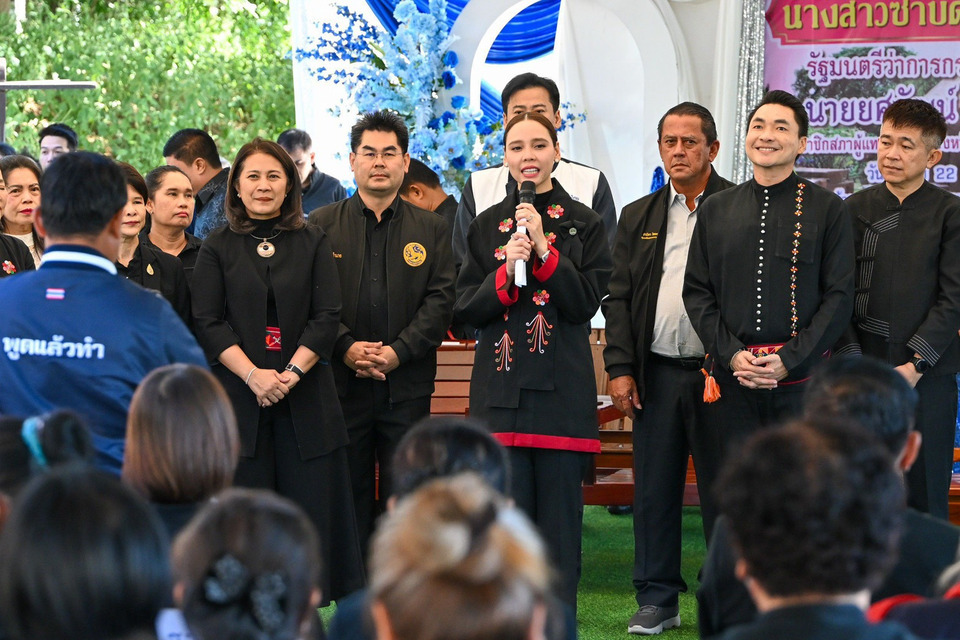รมว.ซาบีดา ลงพื้นที่กาญจนบุรี หนุนพลังวัฒนธรรมไทยทรงดำ–เมืองสิงห์ ปั้นเศรษฐกิจสร้างสรรค์โตแบบยั่งยืน