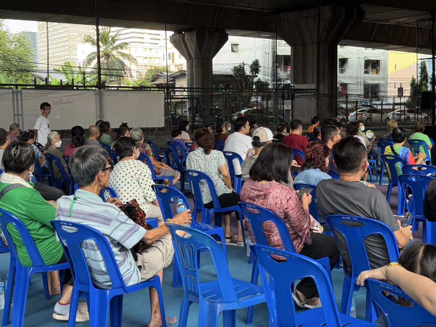 “เครือข่ายชุมชนเขตพญาไท” จัดเสวนา “ใครได้ ใครเสีย สร้างทางด่วนชั้น 2“ จ่อยื่น”กมธ.คมนาคม“ ส่างปมขัดแย้ง