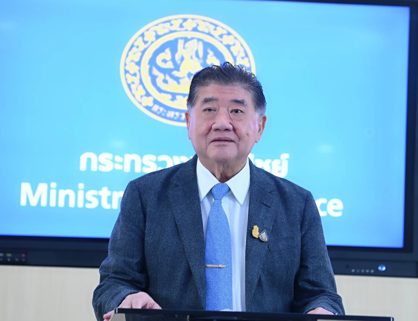 "พาณิชย์" เผยอีคอมเมิร์ซยักษ์ใหญ่จีนปรับกลยุทธ์แข่งส่งไว ส่งด่วนภายใน 1 ชั่วโมง ชูดึงร้านค้าท้องถิ่นรายย่อยเข้าแพลตฟอร์มสร้างเงินเพิ่ม