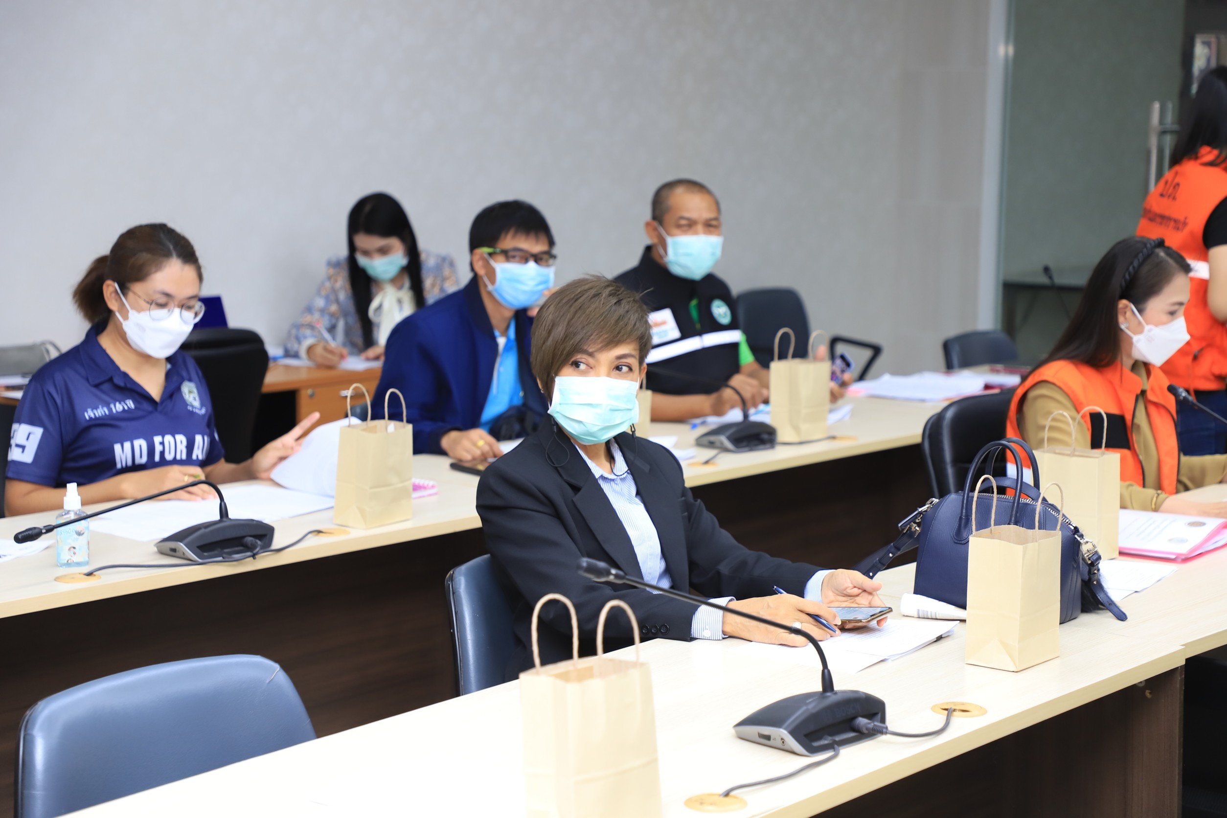 ศปถ.อยุธยา ประชุมติดตามการดำเนินงานป้องกันและลดอุบัติเหตุทางถนนช่วงเทศกาลปีใหม่ 2565 เพื่อปรับกลยุทธ์ เป็นวันที่สี่