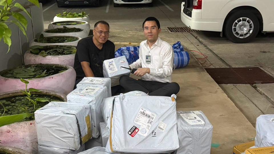 ศุลกากรช่องจอม ผนึกไปรษณีย์โคราช ลุยจับบุหรี่เถื่อนกว่า 1.5 หมื่นแท่ง มูลค่า 14.5 ล้าน