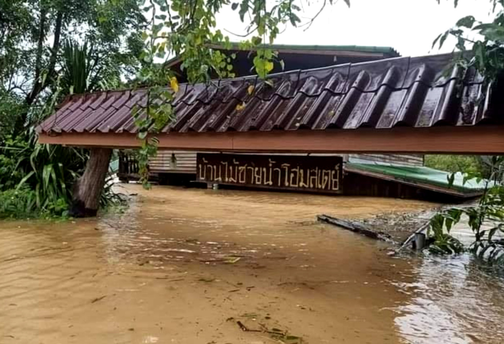 ชป. ชี้ชาวบ้านเหนือเขื่อนลำพระเพลิง ดื้ออยู่ต่อ ยันเตือนแล้วน้ำจะท่วม