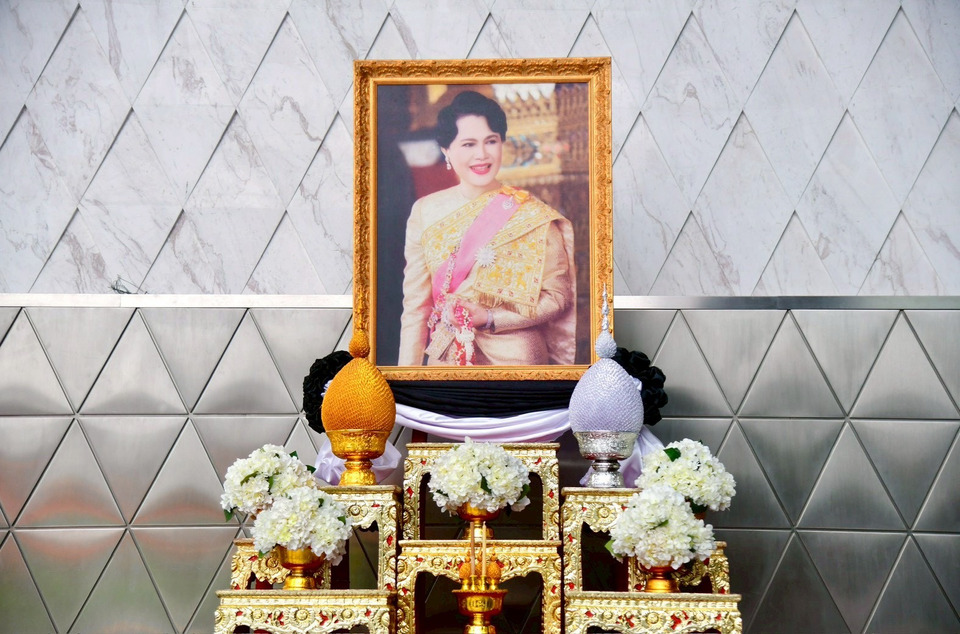 MEA ร่วมลงนามถวายความอาลัย สมเด็จพระนางเจ้าสิริกิติ์ พระบรมราชินีนาถ พระบรมราชชนนีพันปีหลวง
