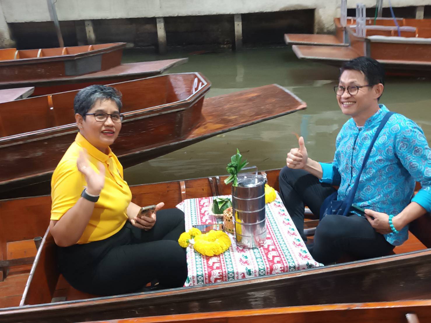 ราชบุรี ชูท่องเที่ยวทางเลือกใหม่ ล่องเรือดินเนอร์ยามเย็น ชิมอาหารโบราณ ลอยกระทงกาบกล้วย