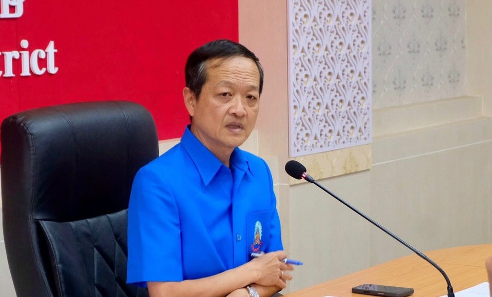 ผู้ว่าฯ ศรีสะเกษ สั่งเร่งซ่อมสร้างบ้านผู้ประสบภัยชายแดน รวดเร็ว ครบถ้วน เป็นธรรม