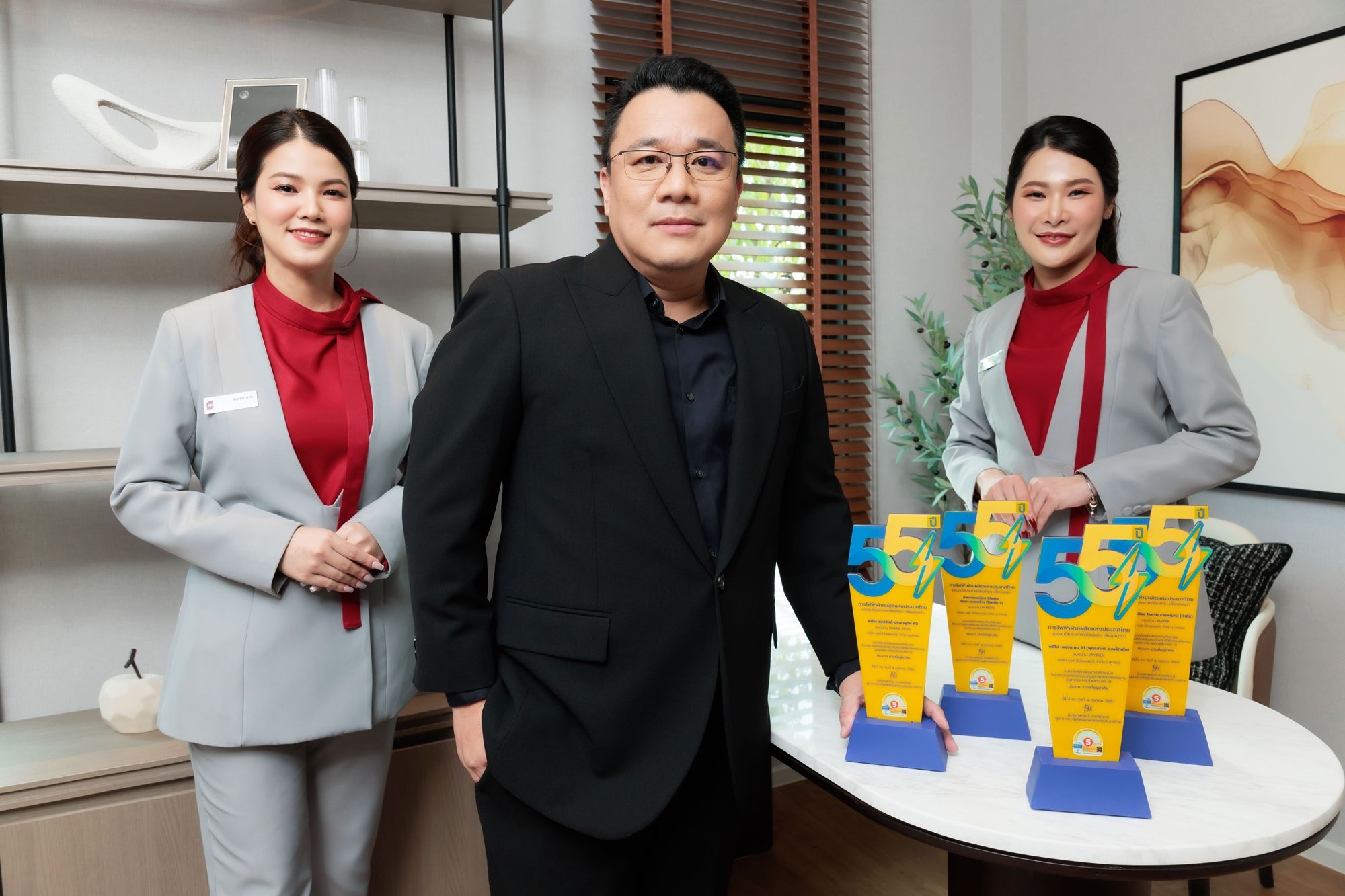 "เอพี ไทยแลนด์" ย้ำผู้นำตลาดทาวน์โฮมและบ้านแฝด ส่งแบบบ้านโมเดลใหม่คว้า 4 รางวัล ฉลากบ้านประหยัดไฟฟ้าเบอร์ 5 จาก กฟผ.