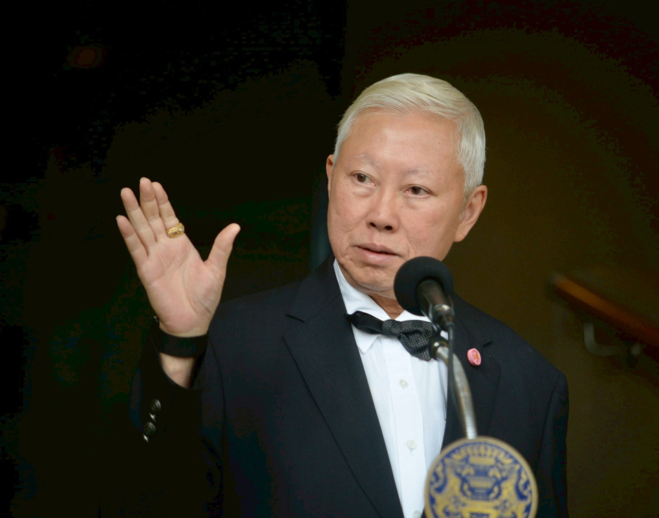 “บวรศักดิ์” เผยเตรียมเคาะคำถามประชามติของ ครม.คำถามเดียว เหตุไม่ขัดคำวินิจฉัยศาลรธน.-กฎหมาย เผย "กฤษฎีกา-สลค."  เห็นด้วย