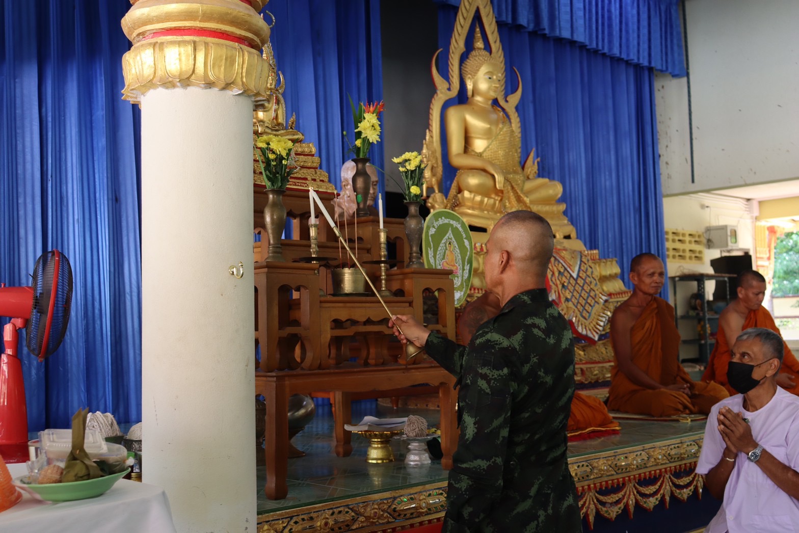  ผอ.ศปพร.ส่งเสริมกิจกรรมทางพระพุทธศาสนาร่วมกับพี่น้องพุทธศาสนิกชนในพื้นที่สุไหงปาดี ณ วัดรัตนานุภาพ  