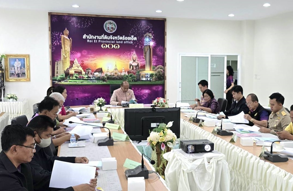 ร้อยเอ็ด เห็นชอบ 3 อปท.จัดทำโครงการขุดลอกแหล่งน้ำ ป้องกันน้ำท่วม-แก้ภัยแล้ง 