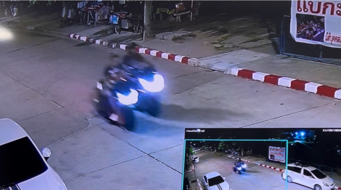 ภาพชัด! 2 คนร้ายโจรกรรมรถจยย.หนุ่มผู้ช่วยกุ๊ก ชาวบ้านผวาหนักเกิดเหตุบ่อยครั้ง 