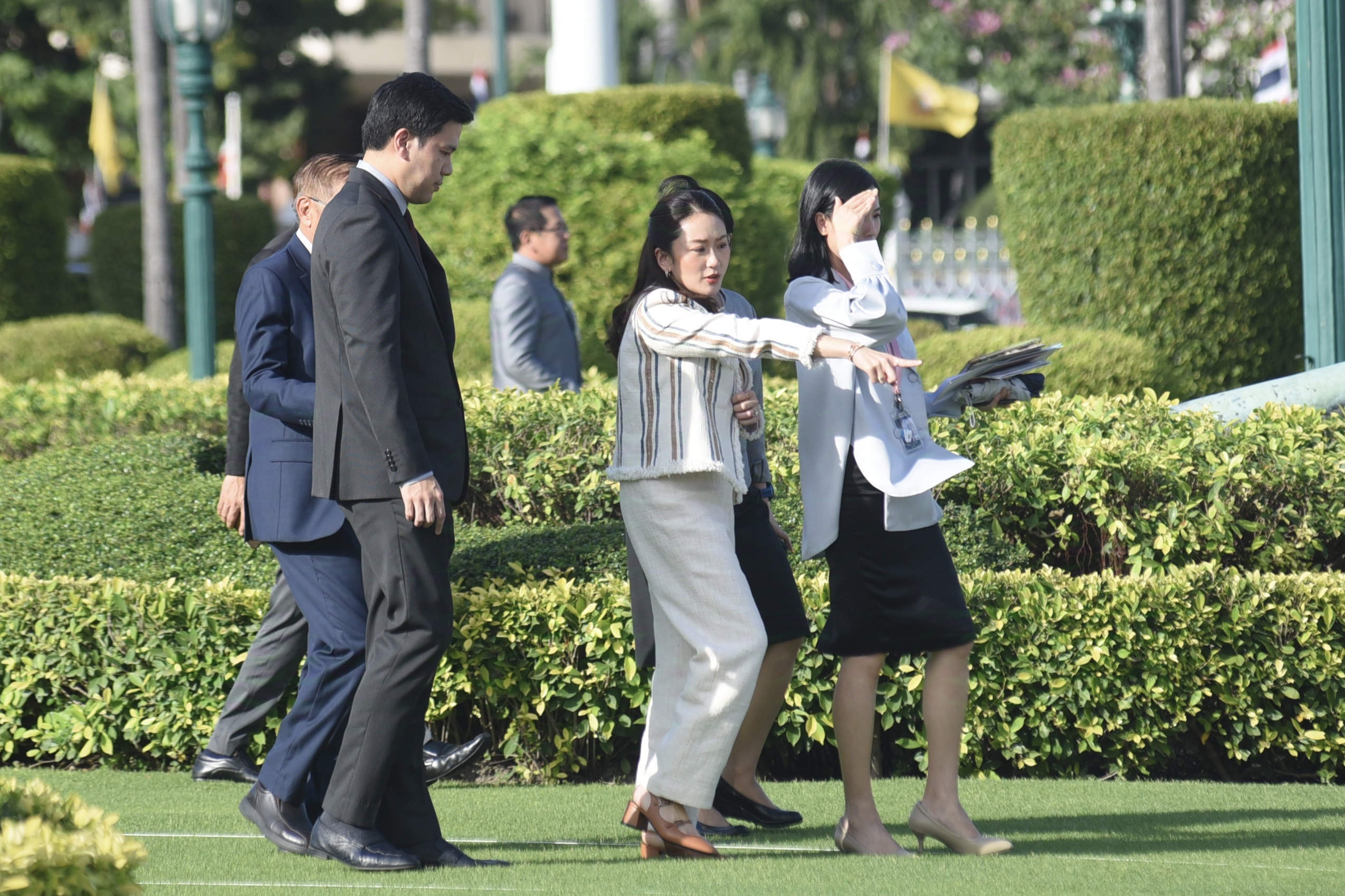 “นายกฯ” พร้อมคู่สมรสซักซ้อมพิธีต้อนรับนายกฯสิงคโปร์เยือนไทยอย่างเป็นทางการ 28 พ.ย.นี้