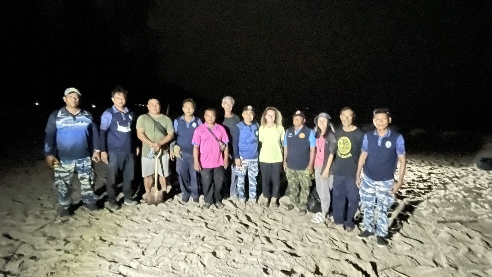 ชาวเกาะคอเขาเฮลั่น พบเต่ามะเฟืองขึ้นวางไข่ที่หาดซันเซ็ต รังแรกในรอบ2ปี