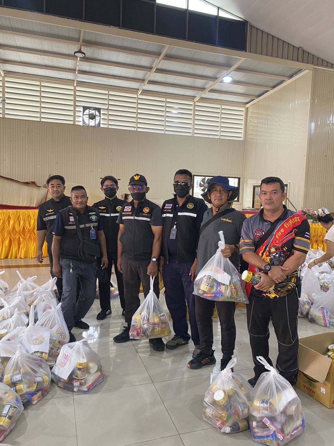 คนไทยไม่ทิ้งกัน "น้ำใจคนระยอง" ส่งต่อถึงผู้ประสบอุทกภัย จ.เชียงราย
