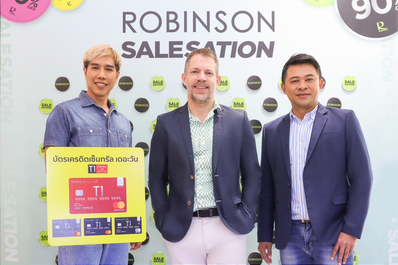 ห้างโรบินสัน สานต่อความสำเร็จซิกเนเจอร์แคมเปญแห่งปี!  “ROBINSON SALESATION รักสิ่งไหนเอาไปลดสิ่งนั้น” 