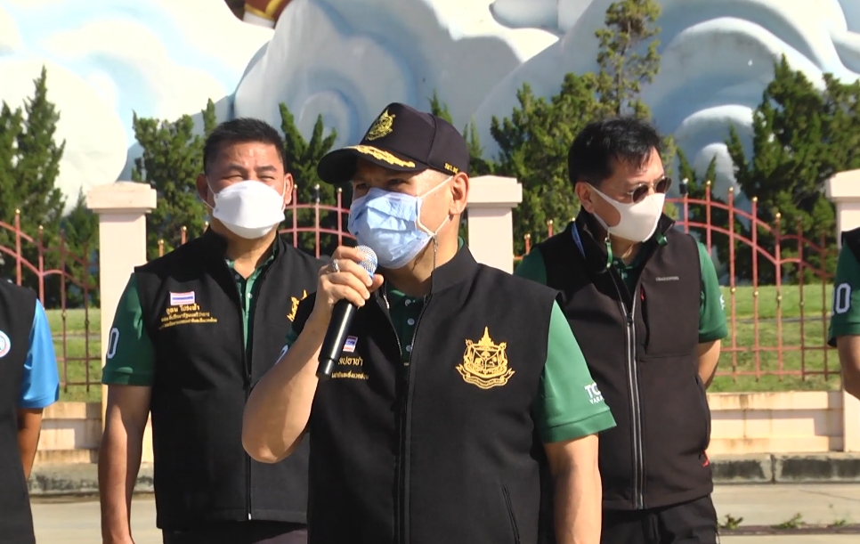 'วราวุธ ศิลปอาชา' ระดมเครื่องสูบน้ำ ระบายน้ำค้างทุ่ง