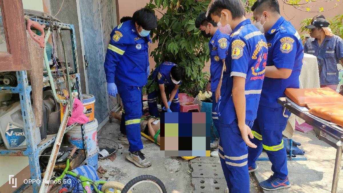 หนุ่มใหญ่ชุมชนท่าล้อหวิดดับนำปืนลูกซองไทยประดิษฐ์ออกมาเล่นโชคร้ายลั่นใส่ท้องอาการสาหัส