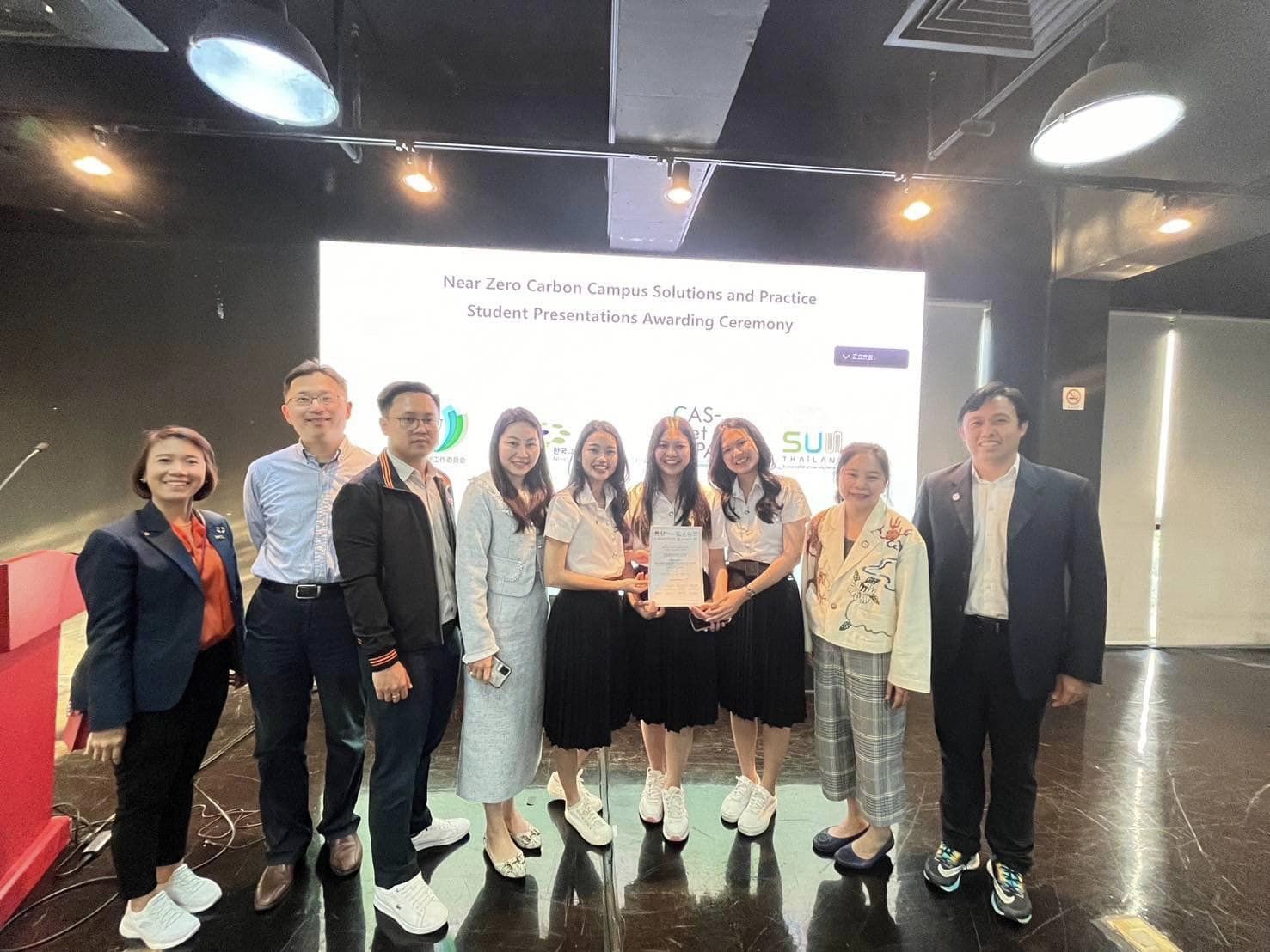 นักศึกษาคณะบริหารธุรกิจ มจพ. วิทยาเขตระยอง คว้ารางวัลรองชนะเลิศอันดับ 1 ประกวดโครงงานกรีนดีอยู่ดี ณ ประเทศจีน