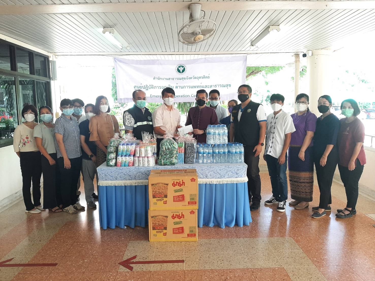 ชาวชลประทานอุตรดิตถ์ สนง.ชป.3 มอบสิ่งของสู้ภัยโควิด-19