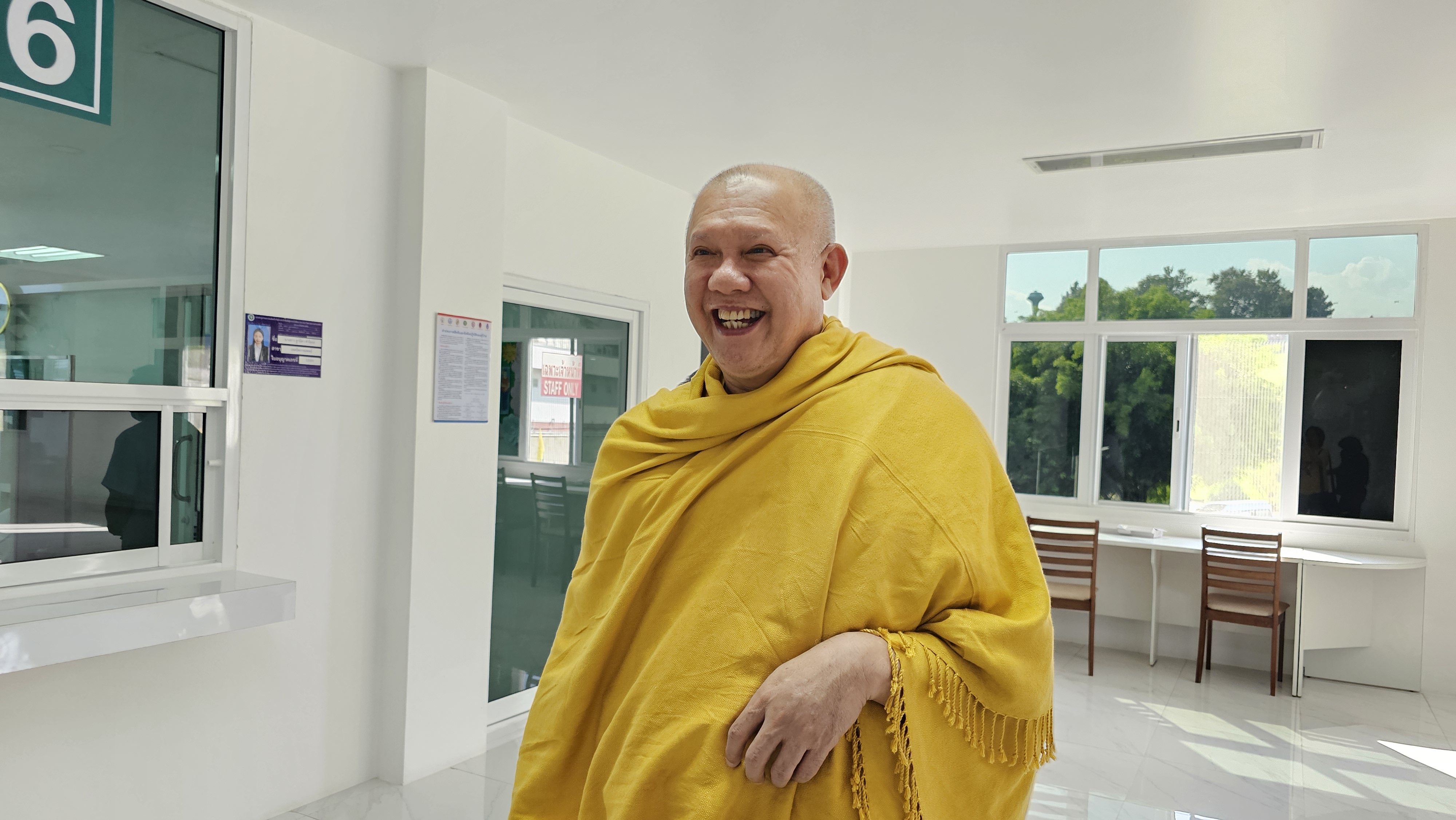  "หลวงพ่อพบโชค" วอนช่วย “เชียงราย”  ยังไม่ฟื้นจากน้ำท่วมใหญ่ “ท่องเที่ยว” ซบเซาเงียบเหงา