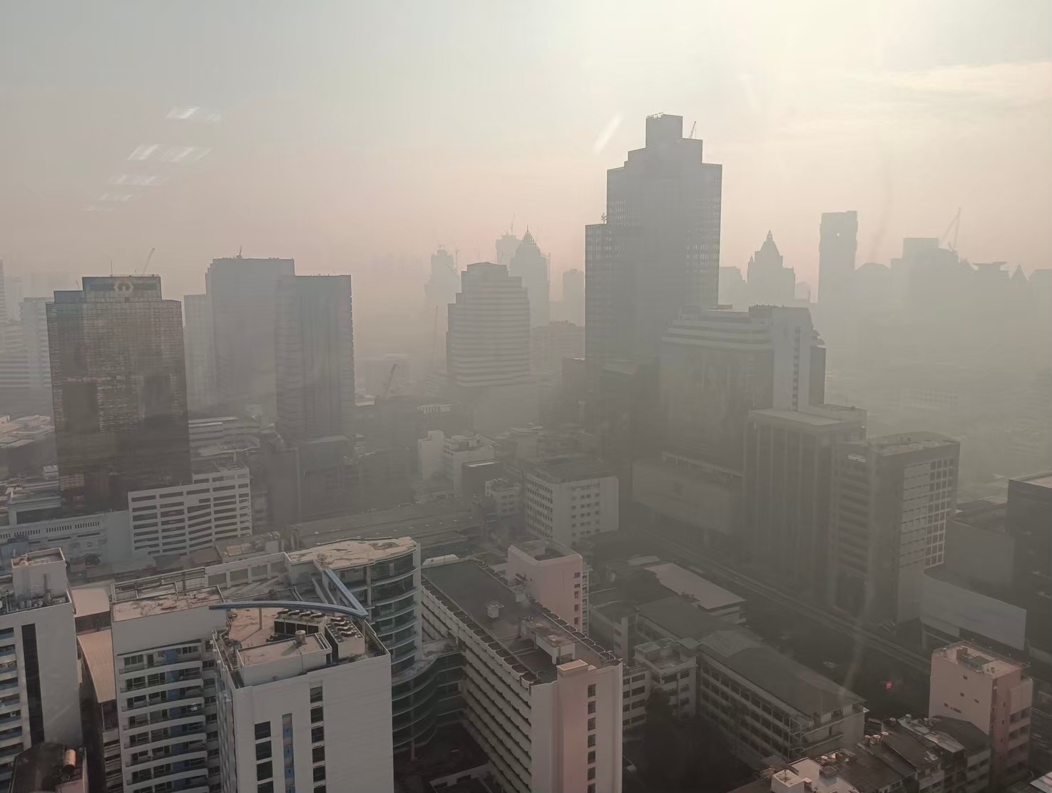 ยังส้มอยู่! เช้านี้ กทม. ค่าฝุ่น PM 2.5 เกินมาตรฐานทั้ง 50 เขต สูงสุด #หนองจอก