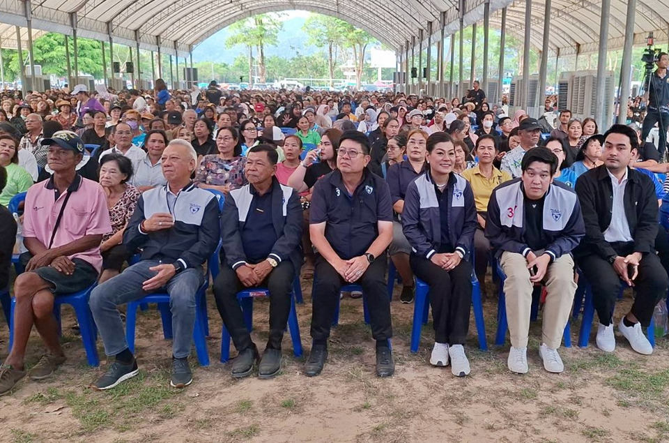 "พิพัฒน์–ศุภชัย" ควงเปิดเวทีใหญ่พังงา ดันสนามบินอันดามัน–สะพานเกาะคอเขา ชู "อนุทิน" แคนดิเดตนายกฯ