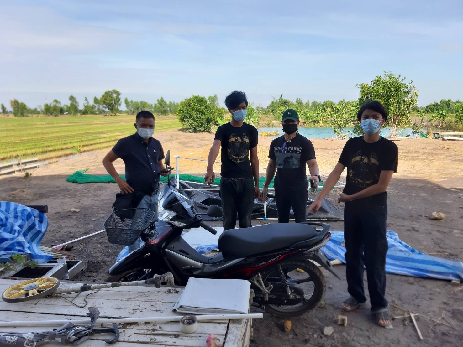 ตำรวจนำตัวมือแทงหนุ่มวิศวะดับ ทำแผนประกอบคำรับสารภาพ