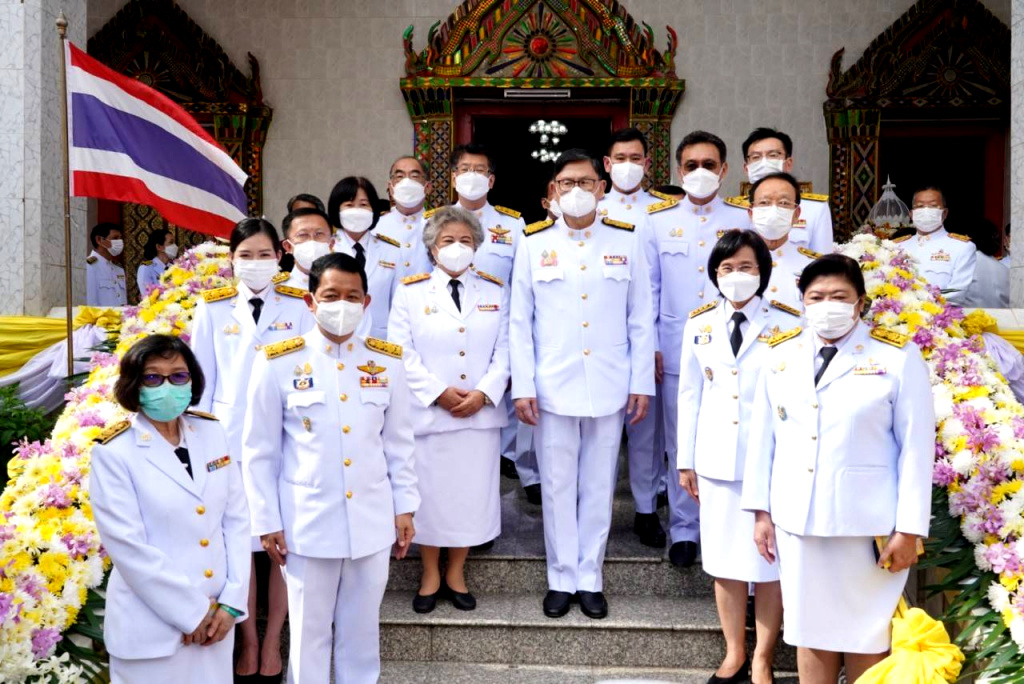 คณะผู้บริหาร สกสว. ร่วมถวายผ้าพระกฐินพระราชทาน กระทรวง อว. ณ วัดบุญวาทย์วิหาร จ.ลำปาง