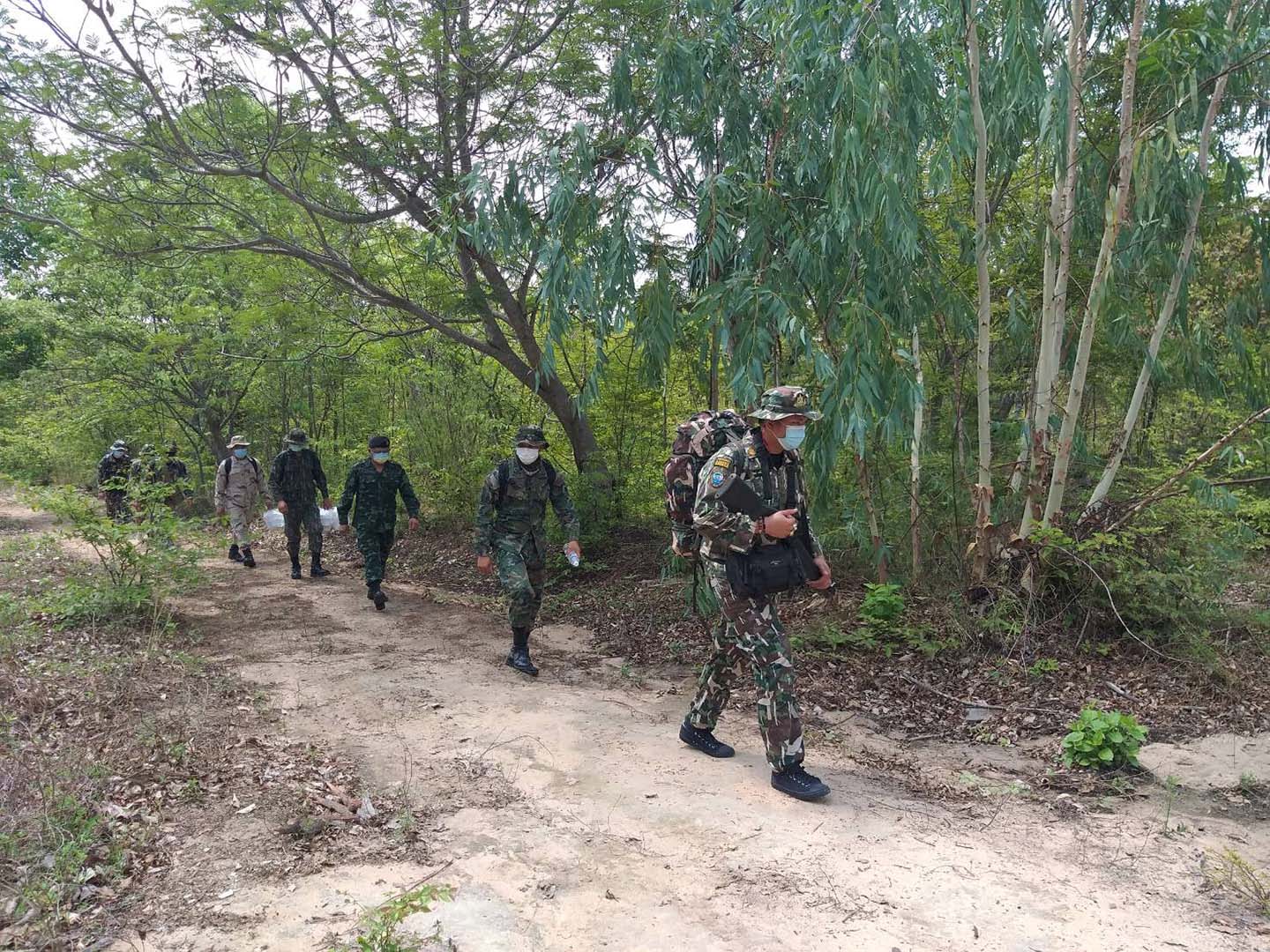  กอ.รมน .มุกดาหาร ร่วมกับ ป่าไม้ ตรวจสอบการบุกรุกป่าสงวนแห่งชาติ ป่าดงภูพาน