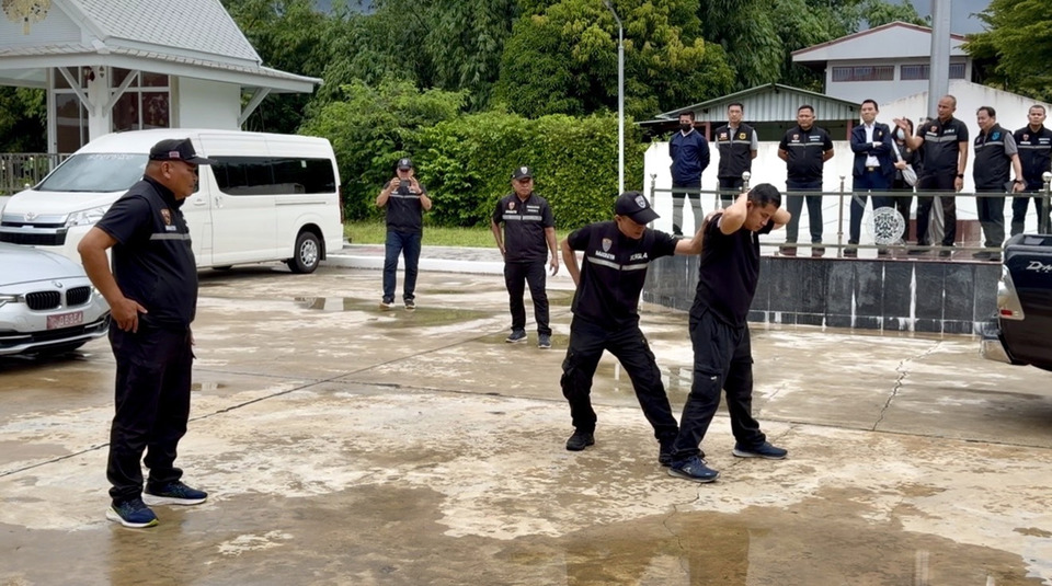 ศุลกากรช่องจอมจับมือ ตม.สุรินทร์ ซ้อมเข้มสกัดคน-ของเถื่อนชายแดนอีสานใต้