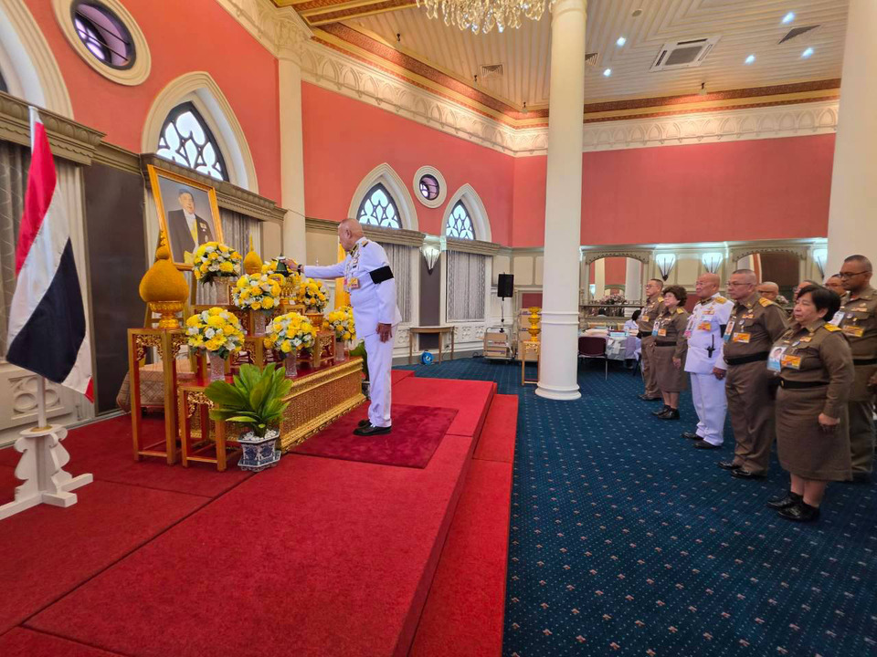 ข้าราชบริพารหน่วยราชการในพระองค์ พร้อมใจกันร่วมบริจาคโลหิต ถวายเป็นพระราชกุศลแด่พระบาทสมเด็จพระเจ้าอยู่หัว เนื่องในโอกาสวันเฉลิมพระชนมพรรษา