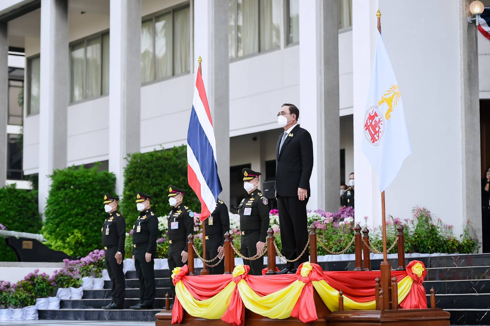 "บิ๊กตู่ - บิ๊กเหล่าทัพ-อดีต มทภ.1" ร่วมงานสถาปนา 113 ปี  "กองทัพภาคที่ 1" 