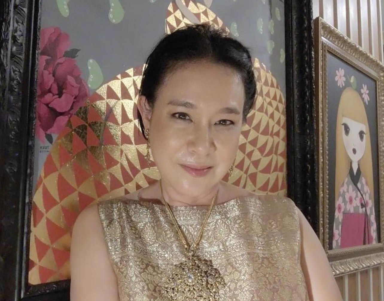 เมีย "กรณ์" ไม่ทน! ตัดเพื่อน-เซเลปวู่วามด่า ขออันเชิญไปสถิตอยู่พื้นที่น้ำเน่า