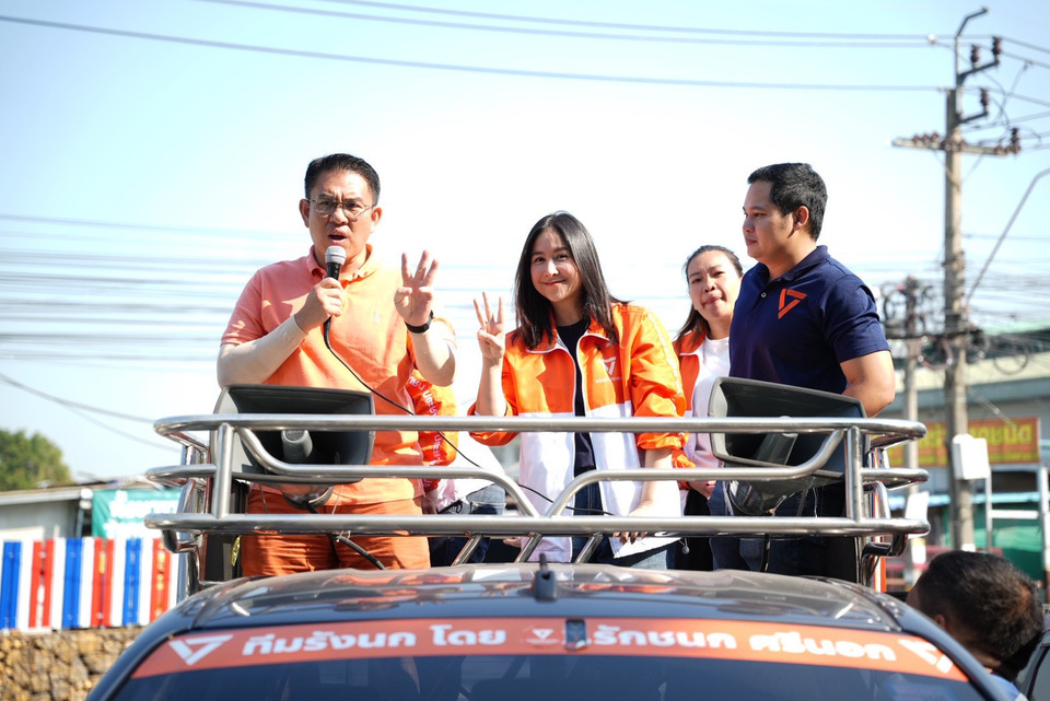 “วิโรจน์” ชูนโยบายสวัสดิการถ้วนหน้า ขับเคลื่อนงานเป็นทีม ไม่ใช่แบ่งโควตาตามหัวหน้ามุ้งหรือตัวบุคคล