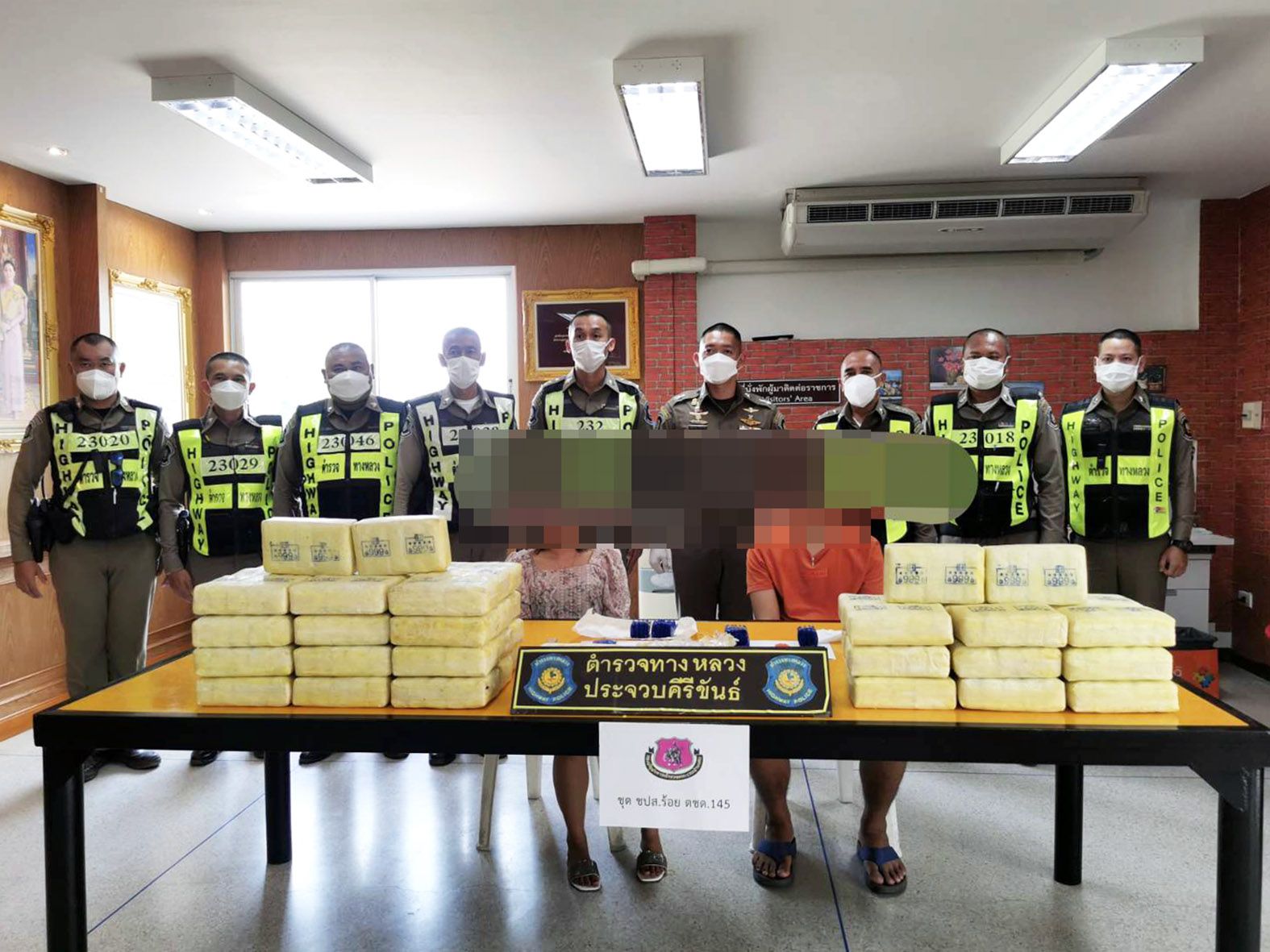ทล.ประจวบรวบแม่ยาย-ลูกเขยขนยาบ้าล่องใต้มูลค่า 60 ล้าน