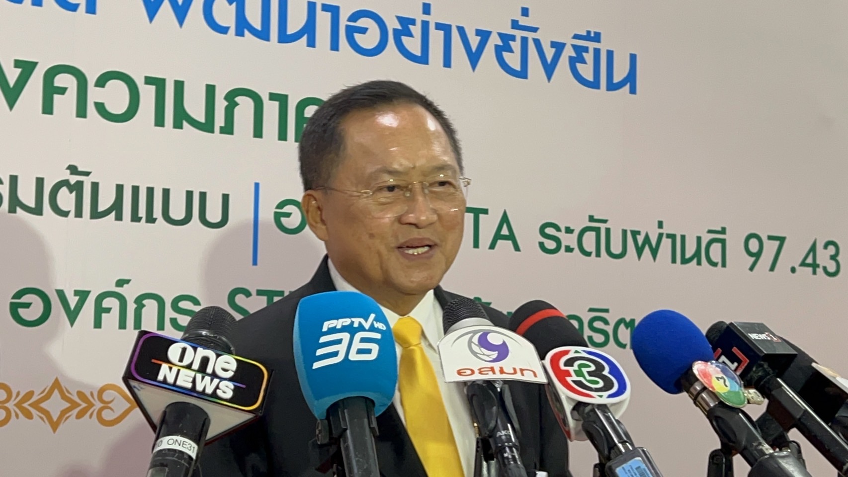 "วันชัย" คาดคนแห่ลงสมัคร สว.หลักแสนเหตุอยากเปลี่ยน เชื่อมีฮั้ว-บล็อคผลโหวตระดับอำเภอ-จังหวัด 