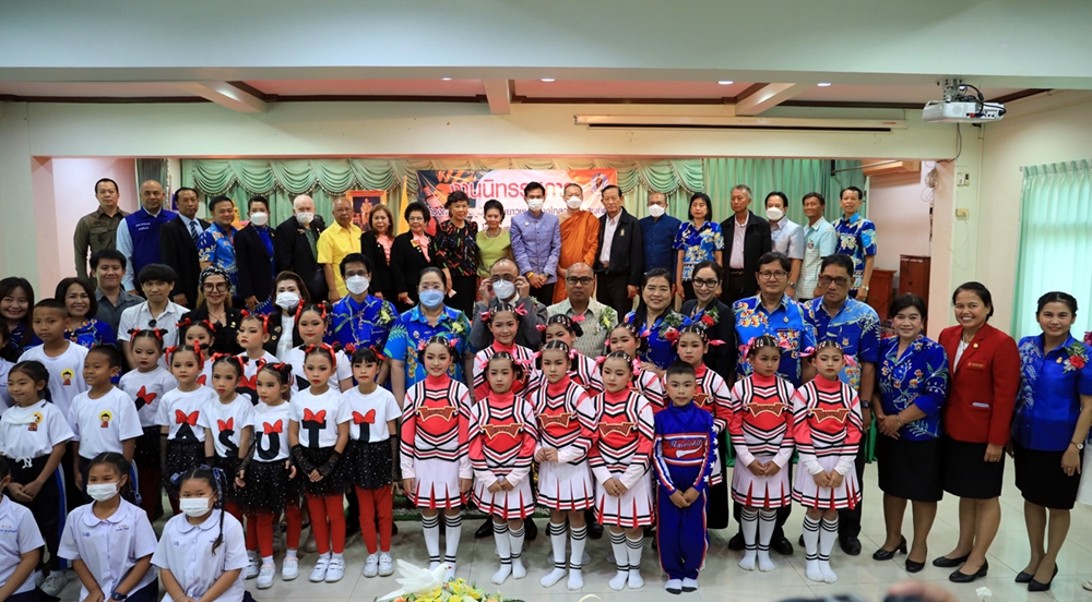 สร้างเกราะป้องกัน!! พ่อเมืองอยุธยา เปิดนิทรรศการ “สร้างภูมิคุ้มกันเยาวชนห่างไกลยาเสพติด”