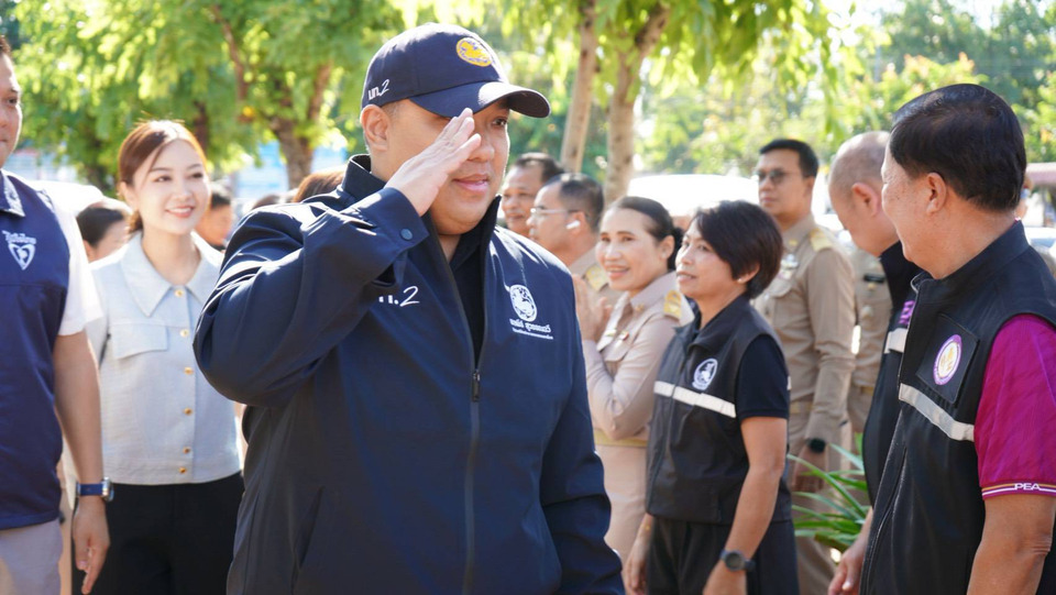 สกลนคร มท.2 "พลพีร์"พบกำนัน ผญบ.ชูแนวทางลดค่าครองชีพเพื่อคุณภาพชีวิตที่ดี