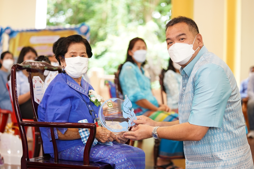 อบต.วังตะกู จัดกิจกรรมวันแม่แห่งชาติ น้อมรำลึกพระพันปี เชิดชูแม่ในชุมชน 