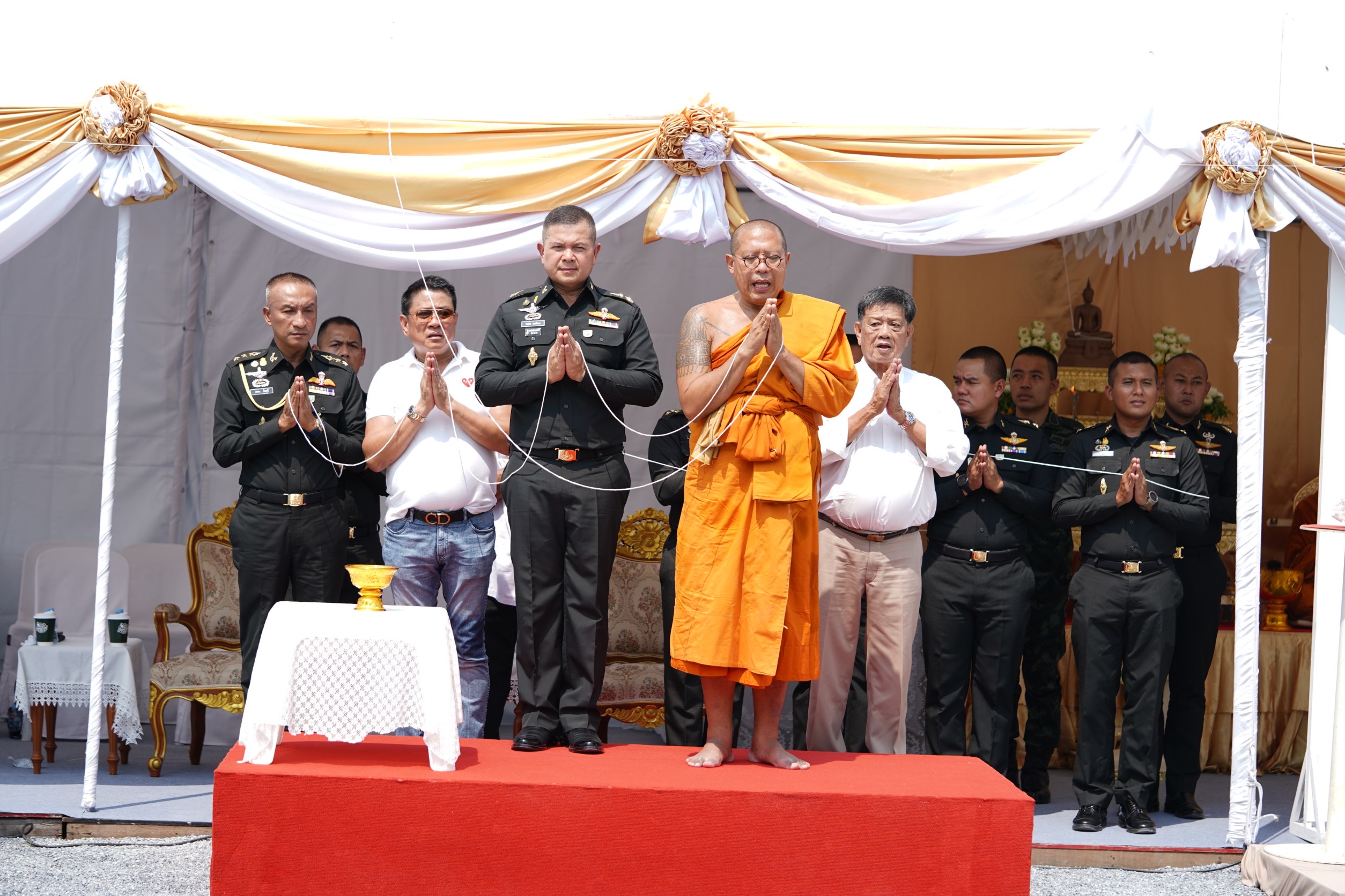 ผู้บัญชาการกองพลทหารราบที่ 5 เป็นประธานเททองหล่อพระพุทธสิหิงค์(จำลอง) 