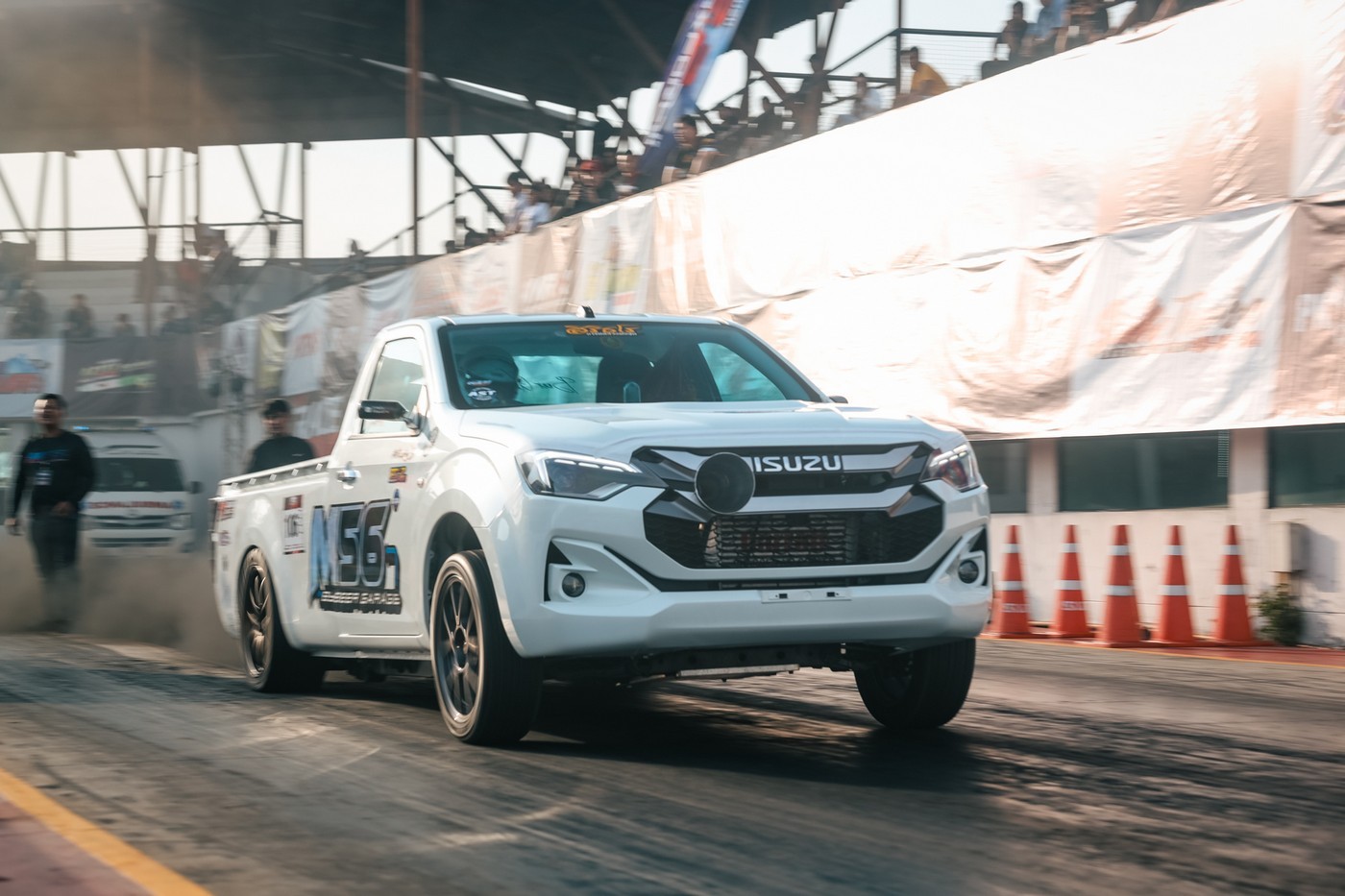 ISUZU RACE SPIRIT “เร็วสุดขีดจี๊ดสุดขั้ว” รอบชิง