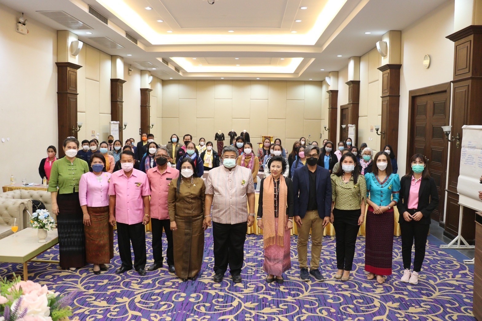 ศูนย์เรียนรู้การพัฒนาสตรีและครอบครัวฯอีสานเปิดอบรมอาชีพสร้างชีวิตใหม่ 